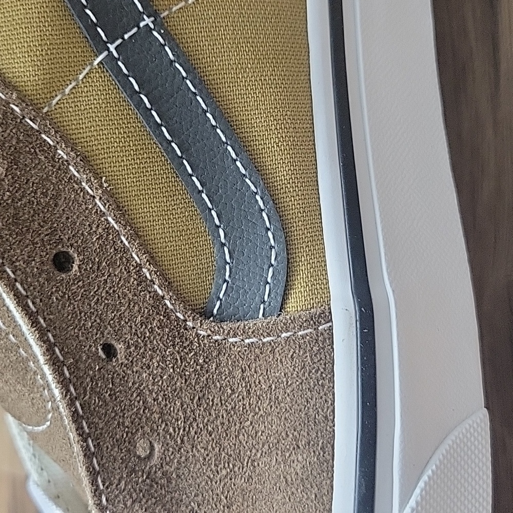 Van's SK8-Hi Brand new in the box no lid authentic uper textile and leather - Picture 4 of 11